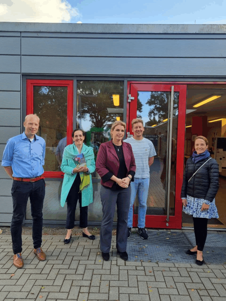 Besuch in der Grundschule im Roten Felde